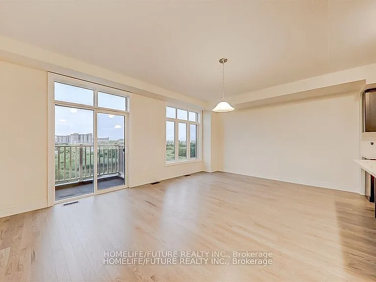 26 Andress Way — Photo 11