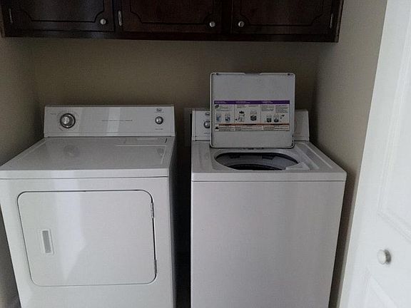 4th image of 1222 Cross Creek Cir APT W4