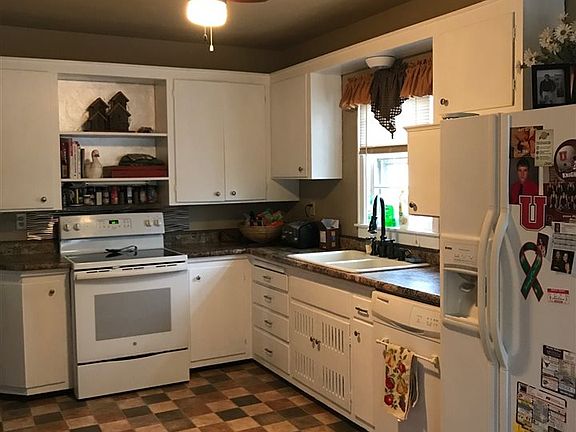 2nd image of 505 Oak St