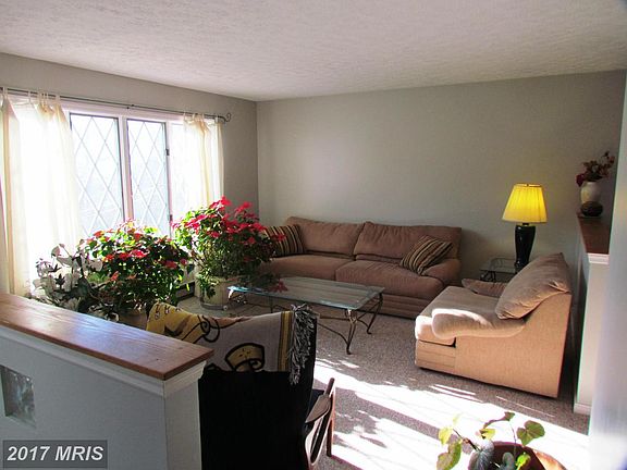 5th image of 11708 Bayberry Ave