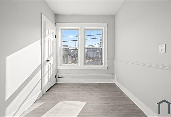 4th image of 2336 Barnum Avenue Cut Off Floor 2