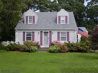 6 Carr Ln, Bristol, RI 02809