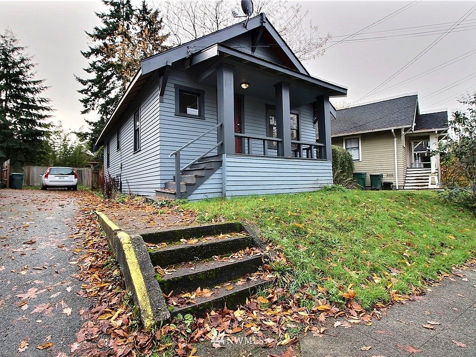 1st image of 915 NE Ravenna Boulevard