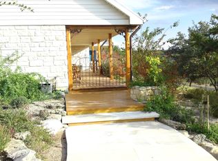 205 Skyline Dr, Wimberley, TX 78676