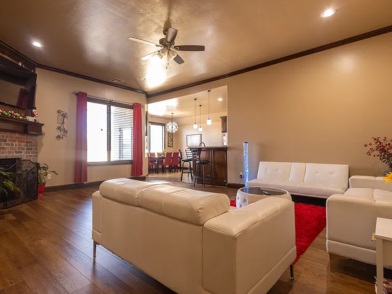 17701 Griffin Gate Dr — Photo 9