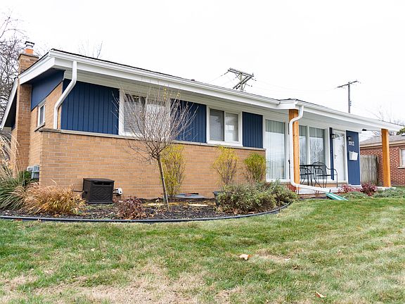 4th image of 9912 Hartel Ct
