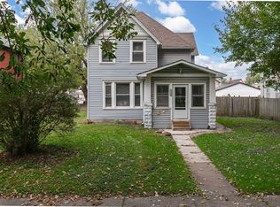 2214 W 2nd St, Davenport, IA 52802