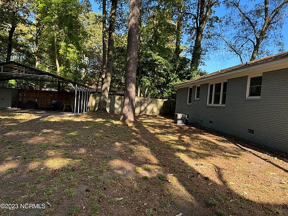 2nd image of 403 Sherwood Avenue