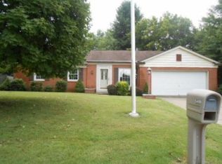 5400 W Haven Dr, Evansville, IN 47720