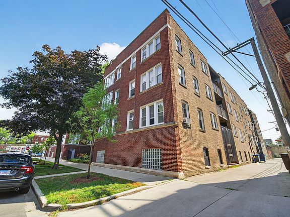 4th image of 6567 N Lakewood Ave
