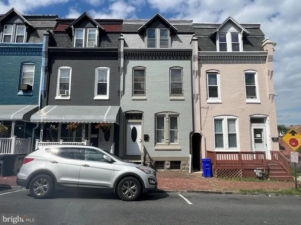 840 N 11th St, Reading, PA 19604