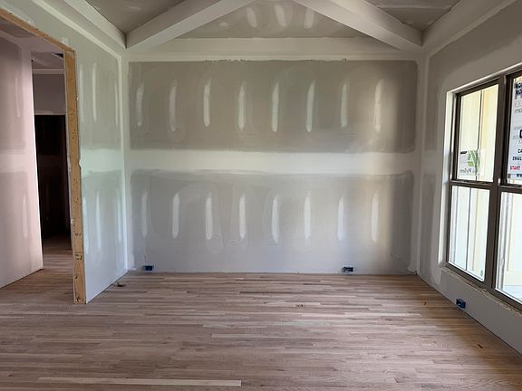 3rd image of 105 Stones Throw Ln #87