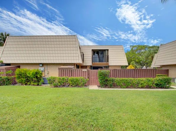 5814 58th Way, West Palm Beach, FL 33409