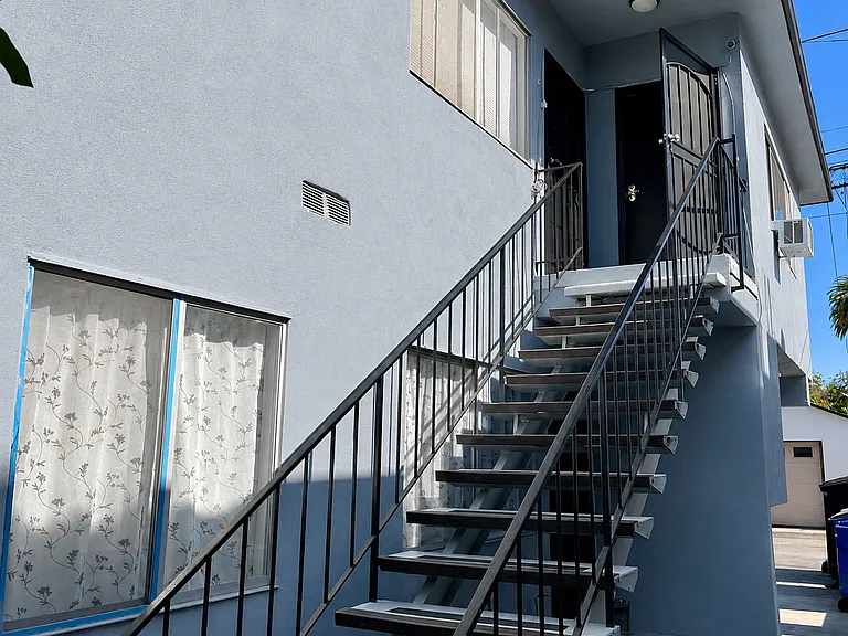 4020 Inglewood Blvd #10 — Photo 12