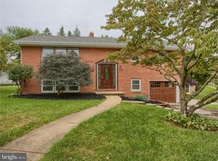 3900 Moyer Ave, Reading, PA 19606