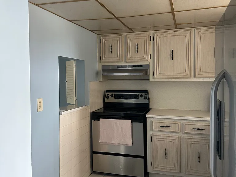 729 Lori Dr #202 — Photo 6