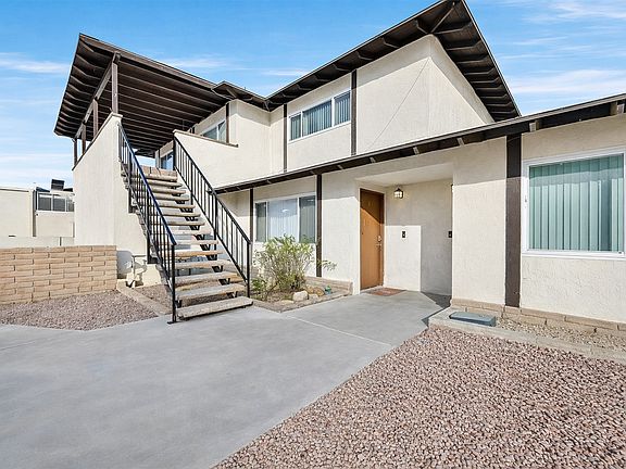 2nd image of 2876 Klinger Cir APT 4