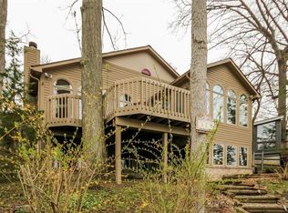 329 Lake Park Ln, Ann Arbor, MI 48103