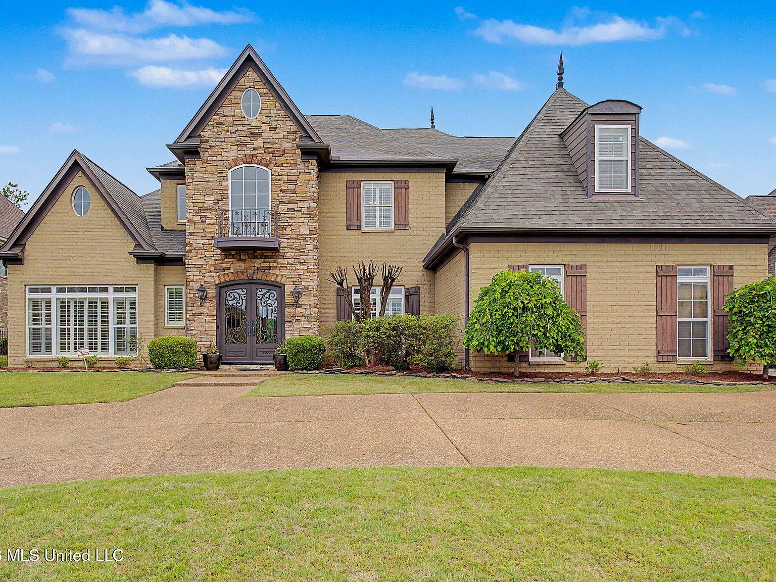 6346 Shenandoah Ln
