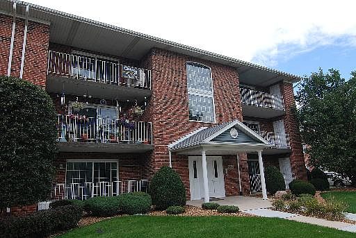 1st image of 18240 S Eagle Dr Unit 3S