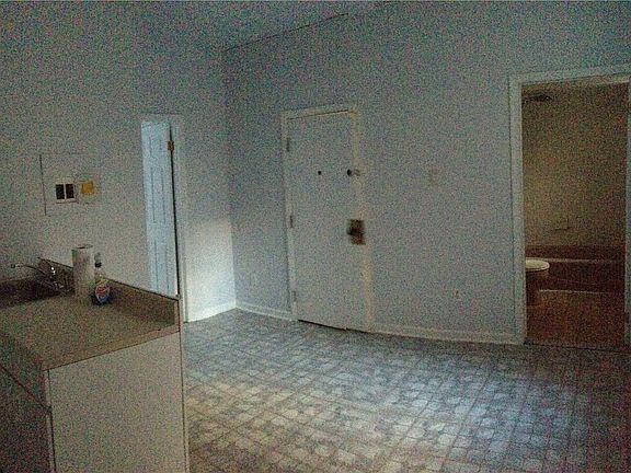 Kitchen/living room combination