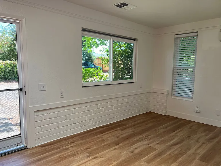 8141 Forest Oak Way #B — Photo 7
