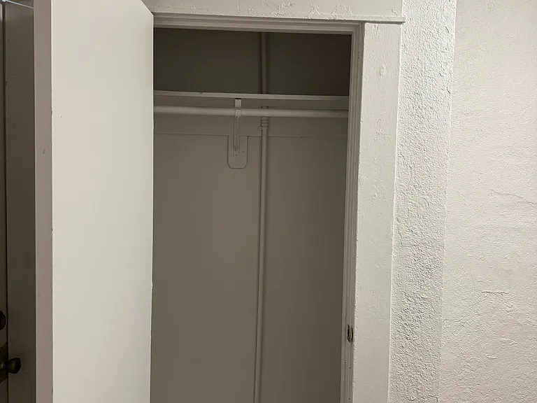 545 N California St #10 — Photo 6