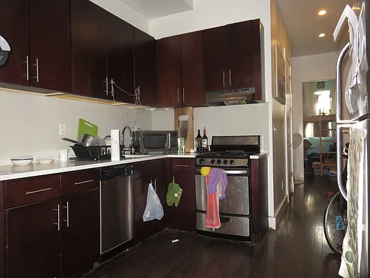 Rented by Rennit Inc. | media 32