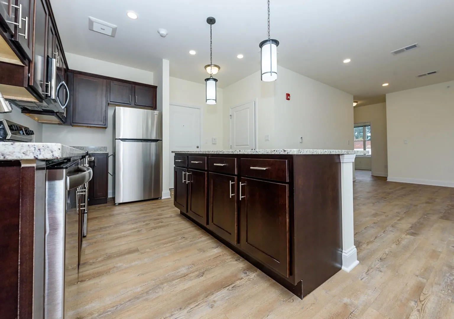 Your Perfect 1-Bedroom Apartment Awaits in Rensselaer! — Photo 1