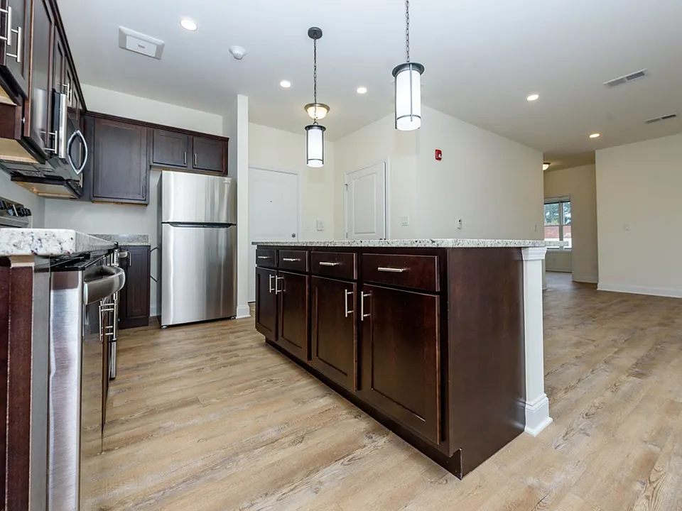 1040 Broadway #102