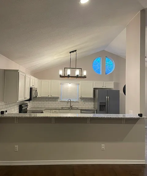 1623 N Plantation Ave — Photo 3