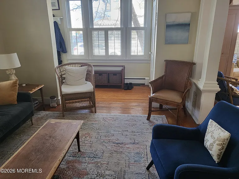 80 Heck Ave — Photo 8
