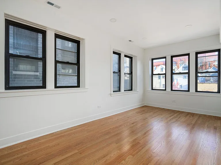 1839 N Humboldt Blvd — Photo 11