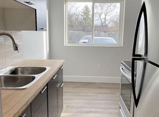 471 Tecumseh Rd W Unit 107, Windsor, ON N8X 1G8