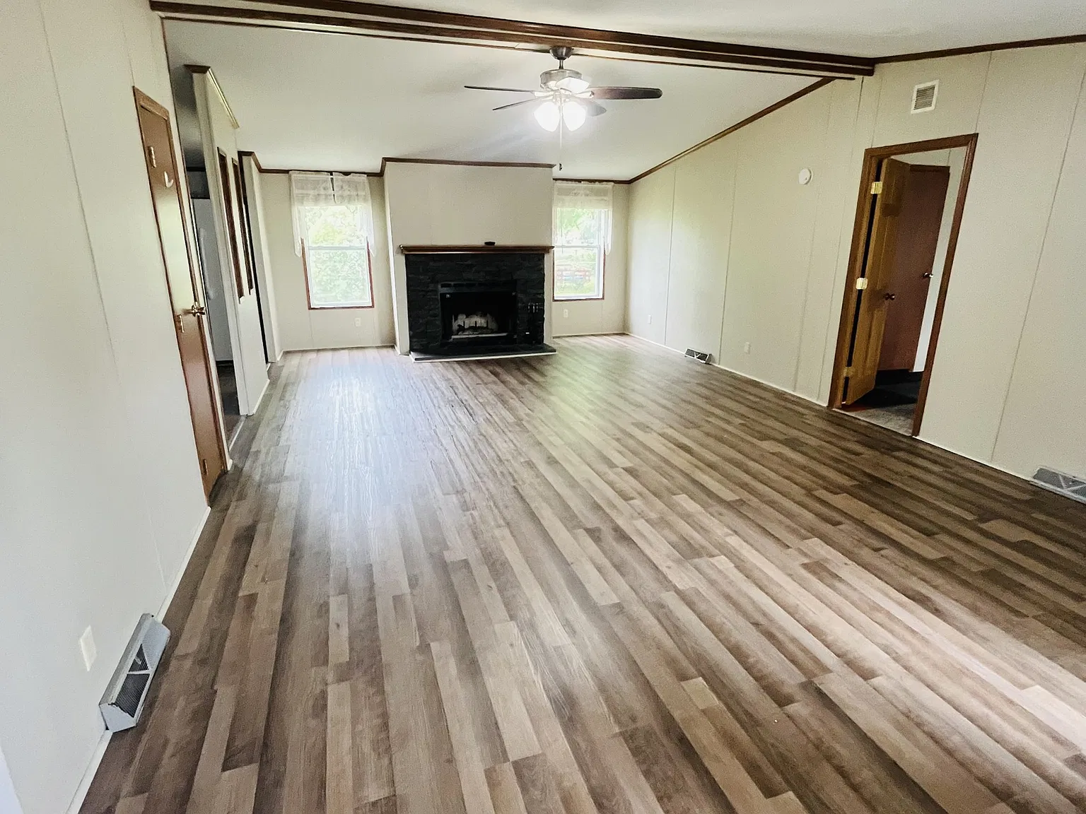 154 S. Marnico - 1 — Photo 2