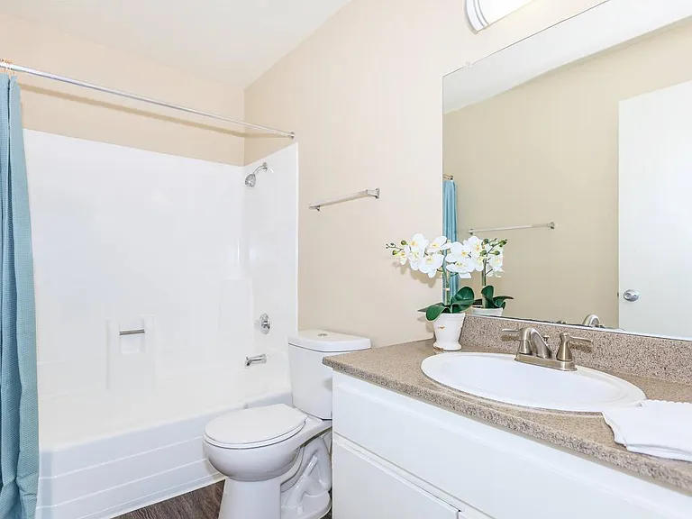 Park City Apartment Homes — Photo 44