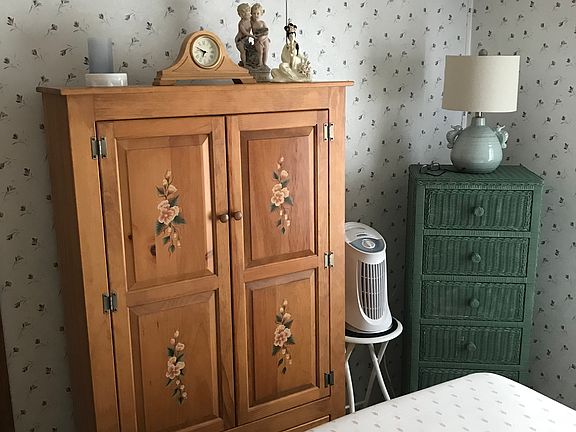 Master Bedroom cont.