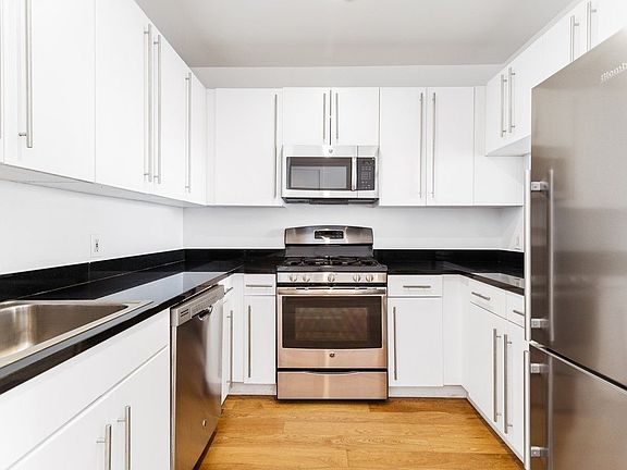 3rd image of 50 Murray St APT 1801