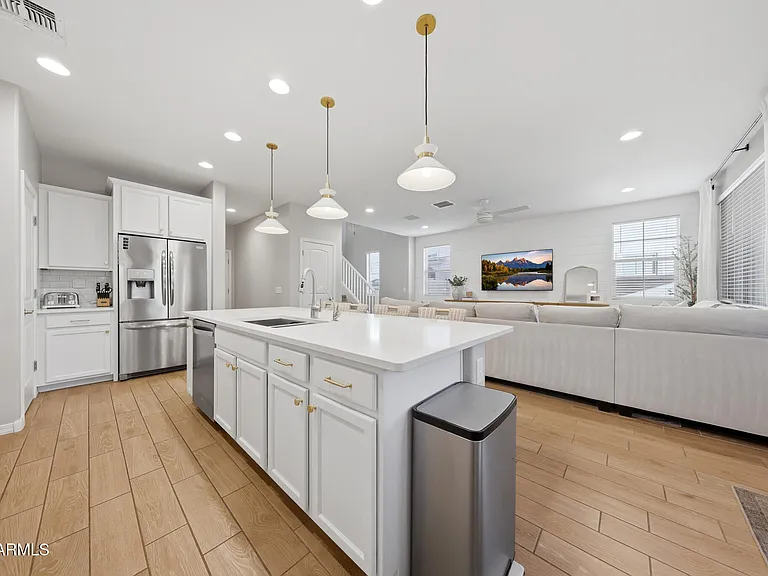 905 S Canal Dr #13 — Photo 9