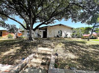 3100 Chestnut Rd, Carrollton, TX 75007