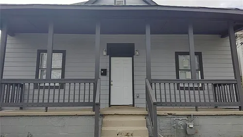 67 Daniel St SE Photo 1