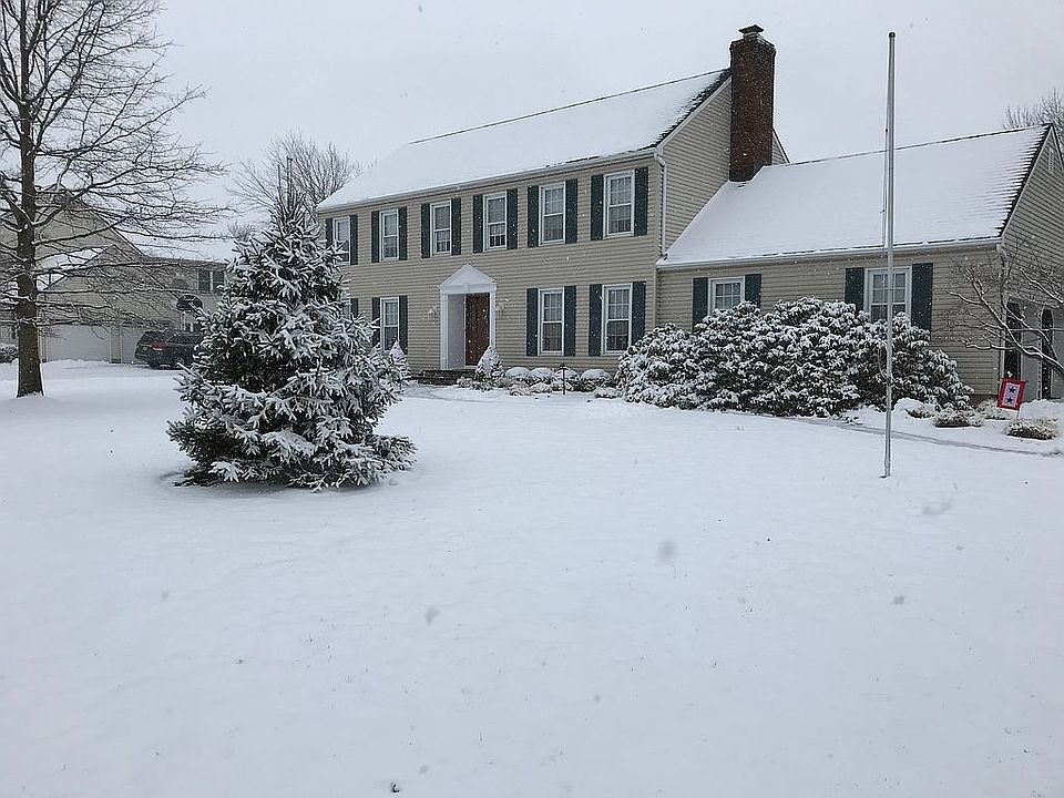 2nd image of 767 Amsterdam Rd