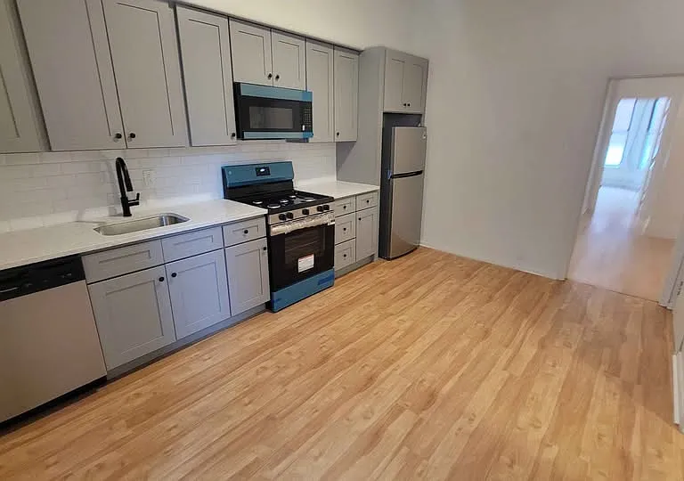 262 Summit Ave #2 — Photo 1