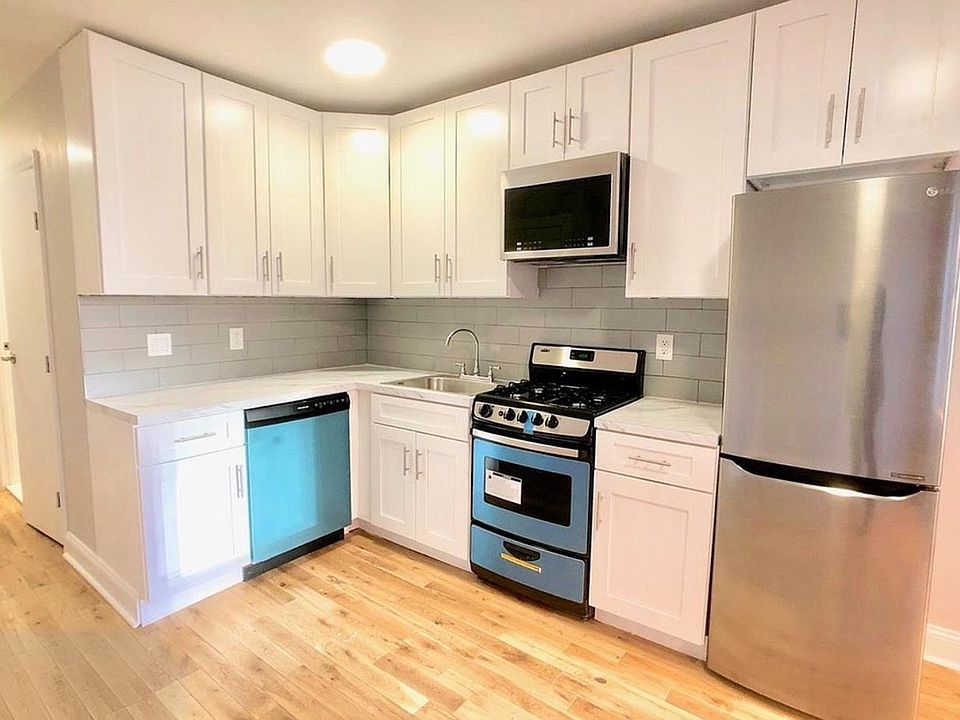 1st image of 544 W 50th St APT 2FW