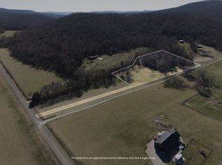 4361 Dark Hollow Rd, McMinnville, TN 37110