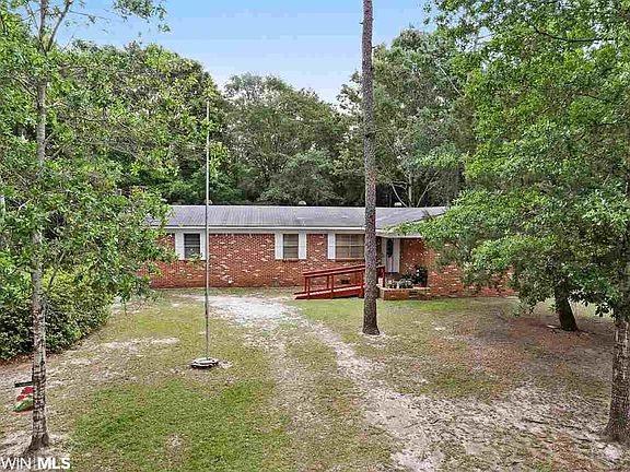 3rd image of 9132 Woodland Dr