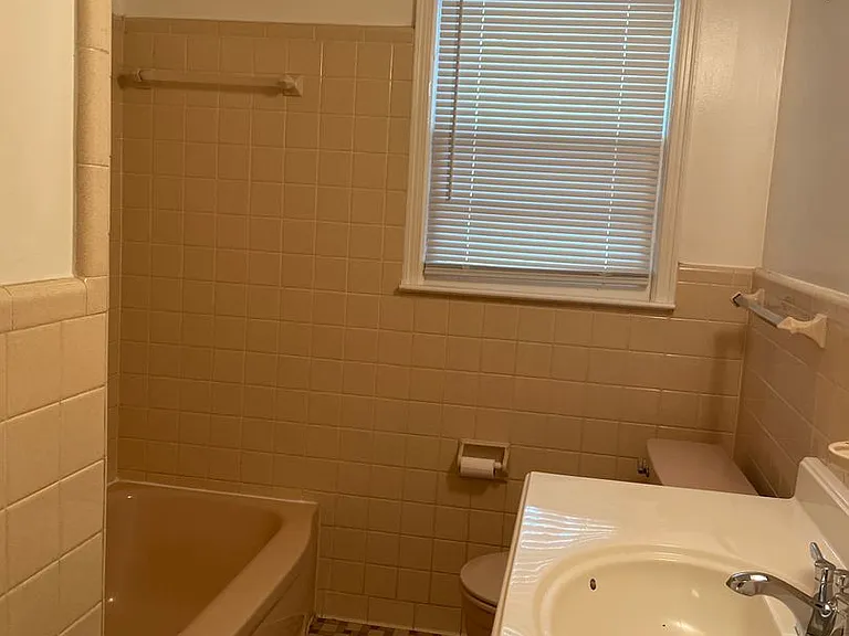 688 Joryne Dr — Photo 12