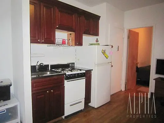 Rented by Alpha Properties NYC I LLC | media 20