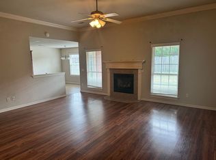741 Reisling St, Centerton, AR 72719