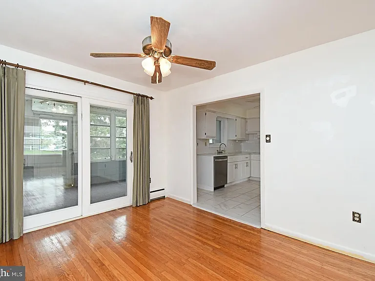 559 General Muhlenberg Rd — Photo 6
